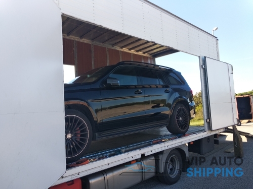 Перевозка крытым автовозом MERCEDES-BENZ AMG 63 Рим-Москва