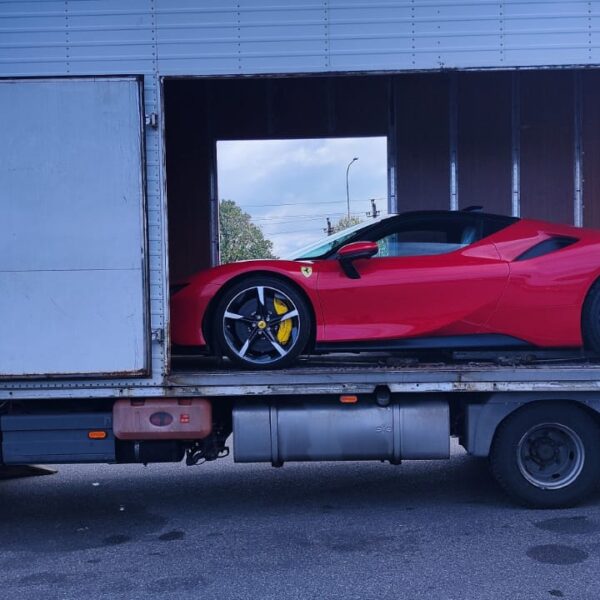 Ferrari SF90 Stradale Каменный лог Москва