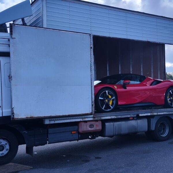 Ferrari SF90 Stradale Каменный лог Москва